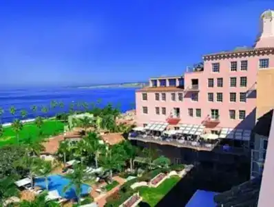 La Valencia - 36