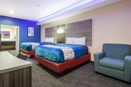 Scottish Inn & Suites Houston Willowbrook - 11