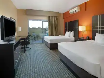 La Quinta by Wyndham Tucson - Reid Park - 45