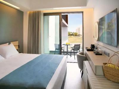 Mercure Larnaca Beach - 74