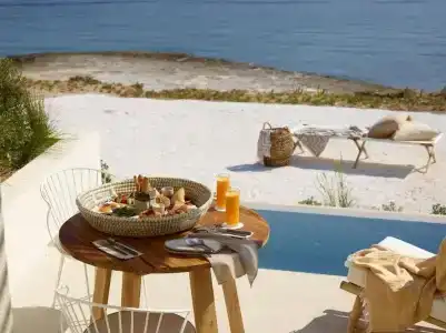 White Pebble Suites - 22