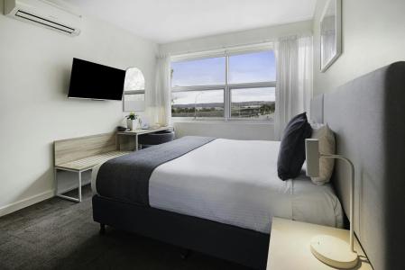 Quest Mawson Lakes - 1