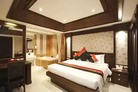 Rayaburi, Patong - 3