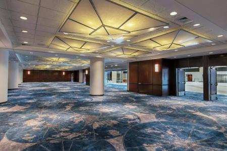 New York Marriott Marquis - 45