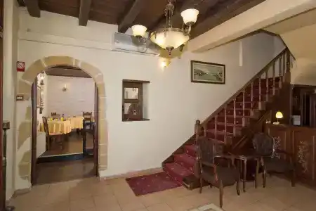 Porto Del Colombo Traditional Boutique - 1