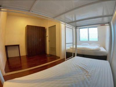 Zleepinezz Hostel - 16