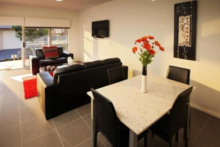 Charlestown Executive - 42