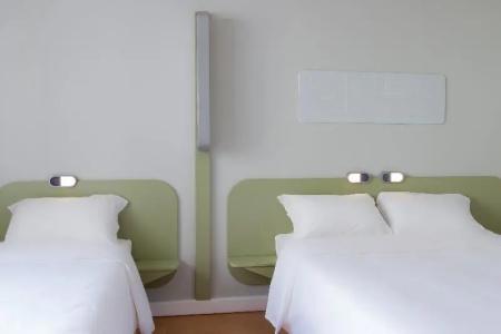 Ibis Budget Braga Centro - 40
