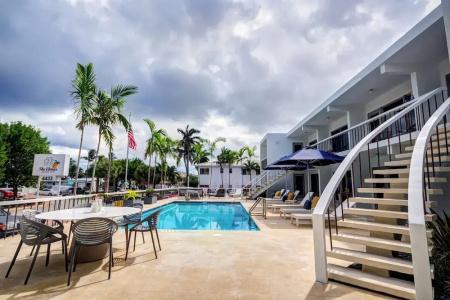 The Elmar Boutique - 28