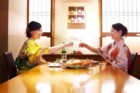 Yamanaka Onsen Kagari Kisshotei - 22