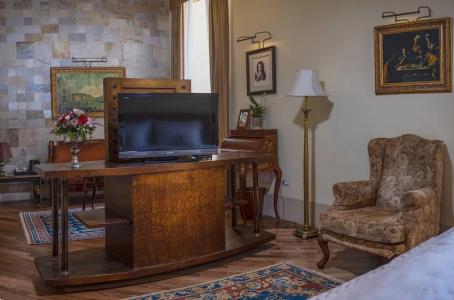 The Pucic Palace - 103