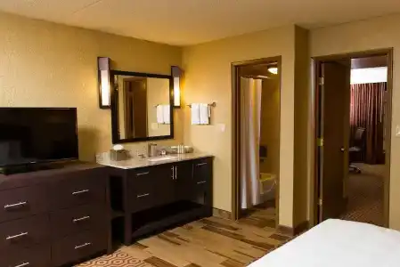 DoubleTree Suites by Hilton Tucson-Williams Center - 53