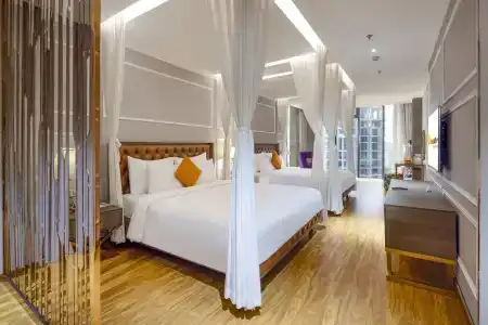 Winsuites Saigon - 40