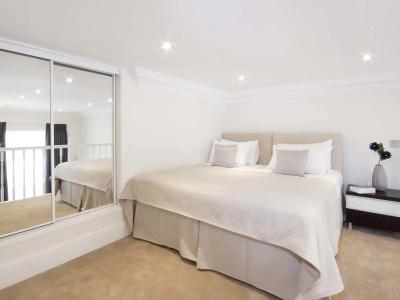 Queensgate Court - 326