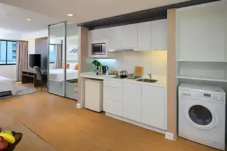 Phachara Suites Sukhumvit - 19