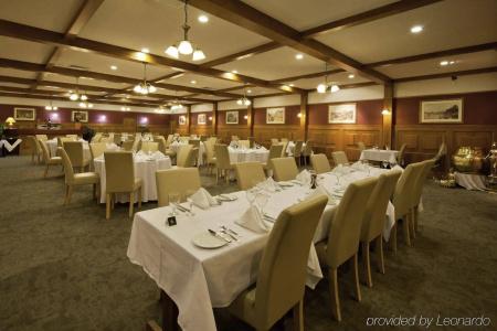Distinction & Conference Centre - 26