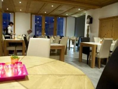 Restaurant Chesa - 16