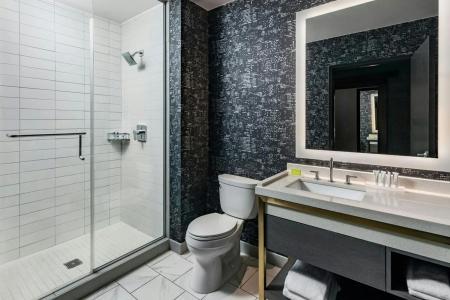 Icon, Autograph Collection - 8