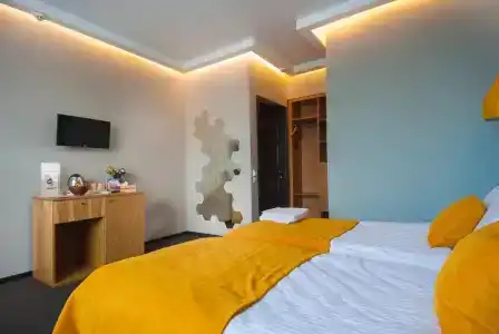 Beehive - 4