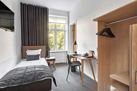 Best Western Hebron - 36