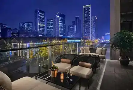 Niccolo Chengdu - 21