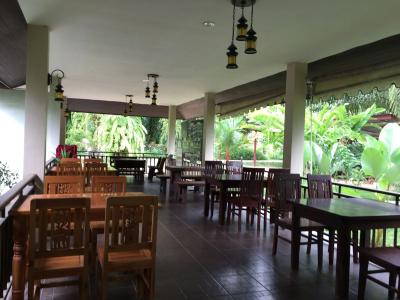 Khao Sok Palm Garden Resort - 11