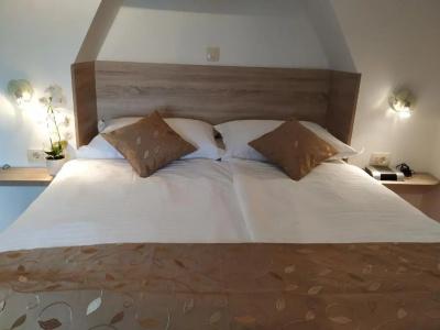 Kastel 1700 Boutique - 136