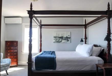 The Emerson Inn - 98