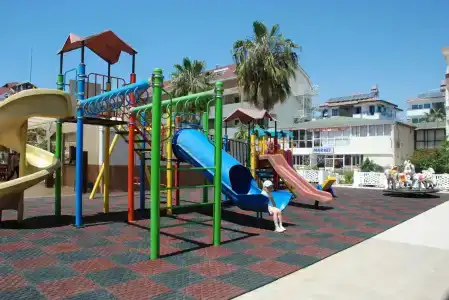 Side Yesiloz - 11