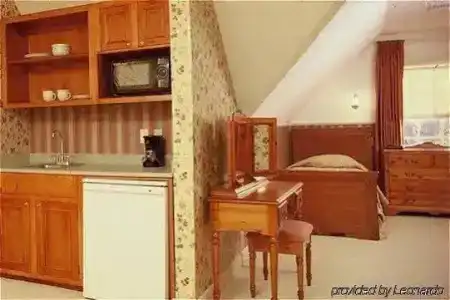 The Queen Anne - 20