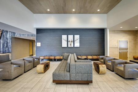 DoubleTree by Hilton - 40