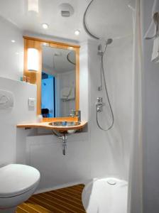 Bud Gett Hostels - 19