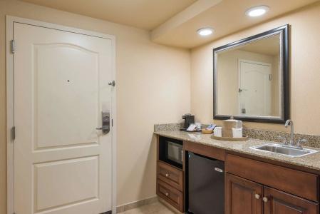Hampton Inn - Suites-North-I-95 - 15