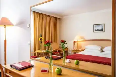 Ramada by Wyndham Sofia City Center - 43