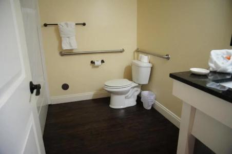 30-A Inn & Suites - 52