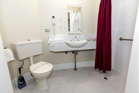 Mariners Court - 35
