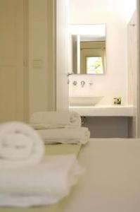 Kapetan Tasos Suites - 17