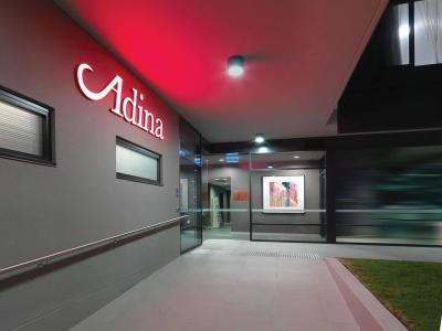 Adina Apartment Airport - 12