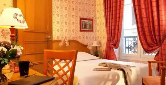 Hôtel De Fleurie - 45