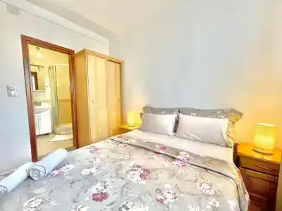 Elena - 210