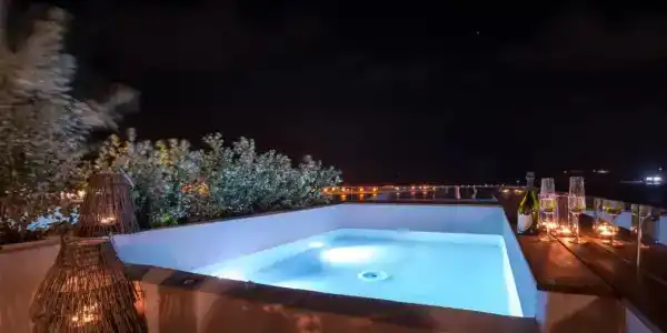 Shapes Luxury Suites - 55