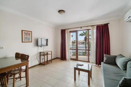 Fora Apart - 74