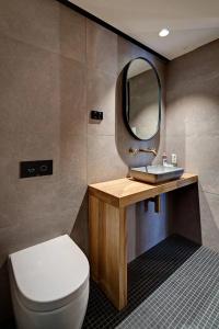 Zara Tower - 131