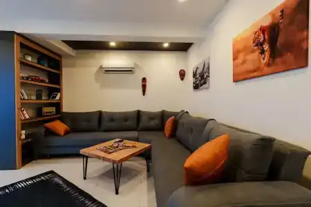 Mrt Suites Lara - 14