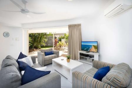 Noosa River Palms - 16