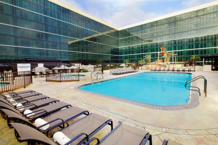 Hilton Anaheim - 16