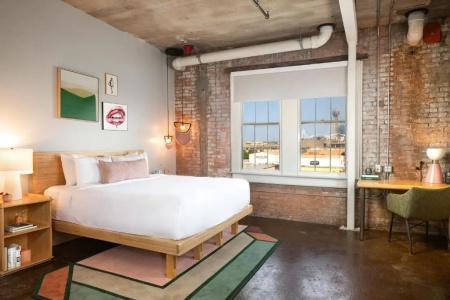 Canvas Dallas - 36