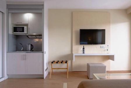 Hl Suite Nardos - Only Adults - 20