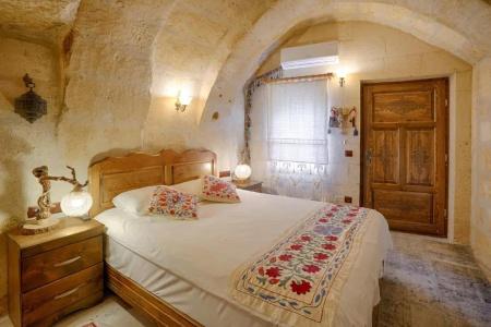 Tulip Cave Suites - 51