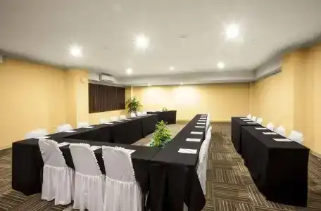 Merapi Merbabus & Resorts - 14